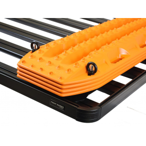 Montpellier4x4 | Front Runner Recovery Device Mounting Kit